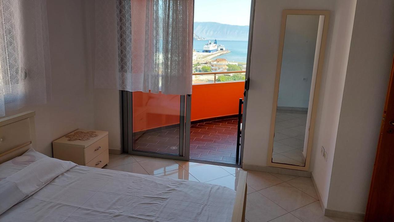 Sweetview 2-Bedroom Apartment With 3 Balcony Seaview Vlorë Esterno foto